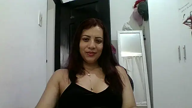 Snapshot of Anne_kis chatting on January 2025 05:45:02 PM Anne kis online show from January 2025 05:45:02 PM