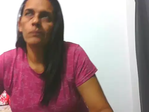 Snapshot of latinbrunettet chatting on May 2026 01:17:02 PM latinbrunettet online show from May 2026 01:17:02 PM