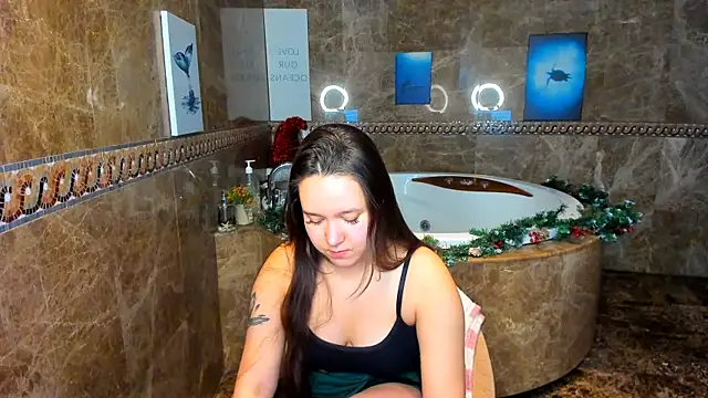 Snapshot of Mira_Karter chatting on January 2025 04:55:01 AM Mira Karter online show from January 2025 04:55:01 AM