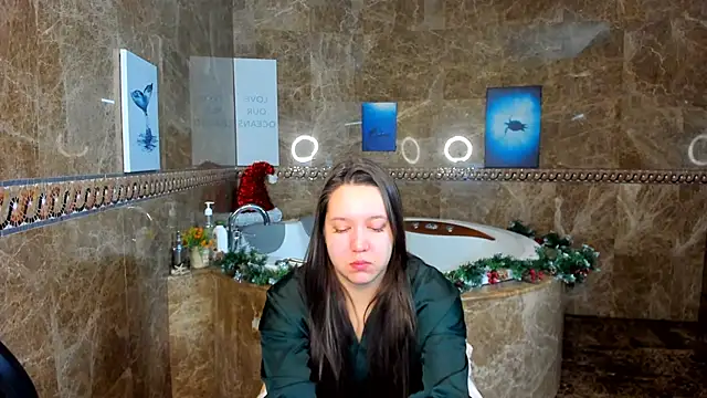 Snapshot of Mira_Karter chatting on January 2025 01:30:01 AM Mira Karter online show from January 2025 01:30:01 AM
