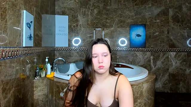 Snapshot of Mira_Karter chatting on March 2025 01:58:01 AM Mira Karter online show from March 2025 01:58:01 AM