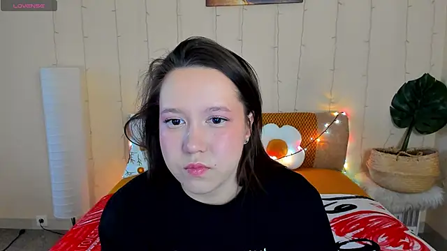 Mira Karter online show from April 2026 02:55:01 AM