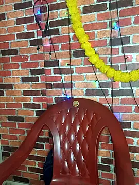 PeaCoooock online show from March 2026 04:47:01 PM