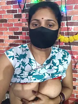 PeaCoooock online show from April 2026 04:19:02 PM