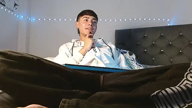 Im juanda online show from January 2025 11:00:01 PM