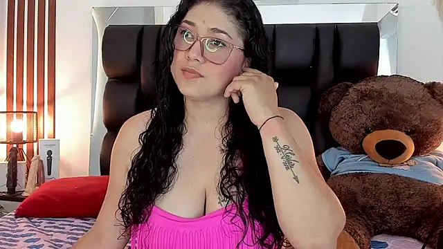 Snapshot of meikochoe chatting on February 2025 07:44:02 PM meikochoe online show from February 2025 07:44:02 PM