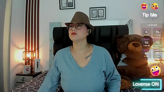 Snapshot of meikochoe chatting on March 2025 07:44:02 PM meikochoe online show from March 2025 07:44:02 PM