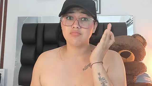 Snapshot of meikochoe chatting on March 2025 02:07:02 AM meikochoe online show from March 2025 02:07:02 AM