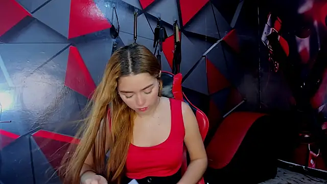 Hana and Zeta online show from January 2026 12:21:01 PM