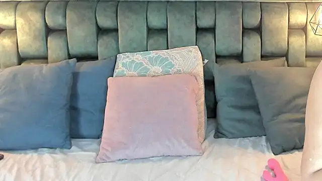 Snapshot of angelswets chatting on January 2025 02:12:02 PM angelswets online show from January 2025 02:12:02 PM