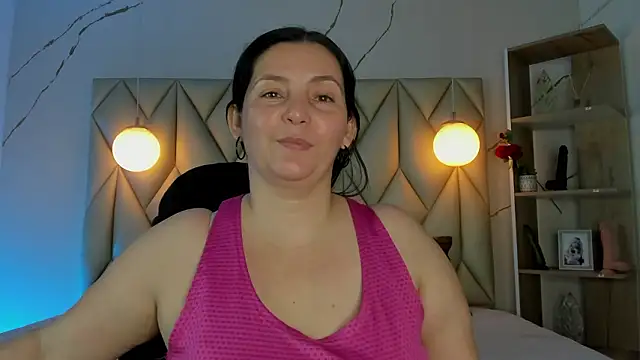 angelswets online show from February 2026 01:03:02 PM