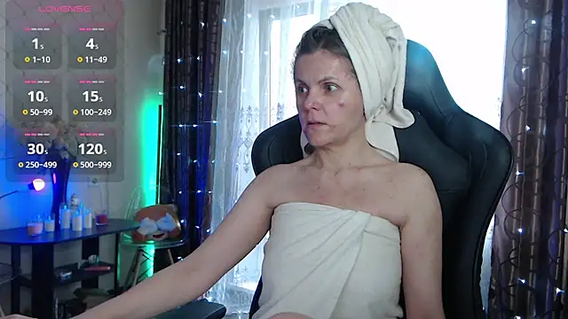 JessieOMays online show from May 2026 03:04:02 AM