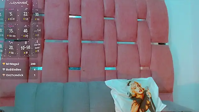 bimbocurvysex online show from December 2024 04:44:02 AM