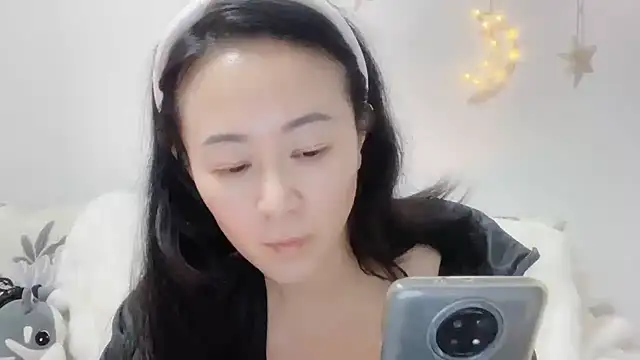 fanfan-FF online show from December 2024 12:42:01 PM