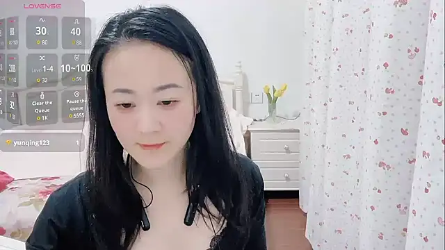 fanfan-FF online show from February 2025 02:06:02 AM