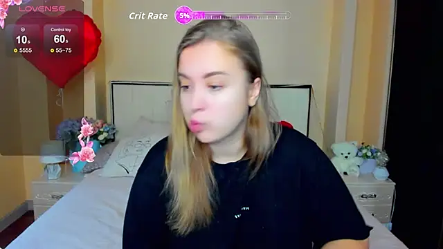 Snapshot of AlexissM chatting on October 2025 06:33:01 AM AlexissM online show from October 2025 06:33:01 AM