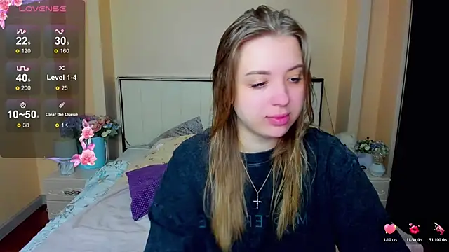 AlexissM online show from November 2025 09:09:02 AM