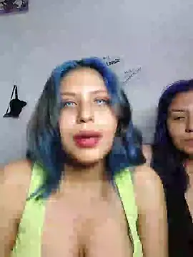 Snapshot of azulzulix chatting on January 2025 03:58:02 AM azulzulix online show from January 2025 03:58:02 AM