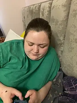 Alex m online show from October 2025 05:00:02 AM