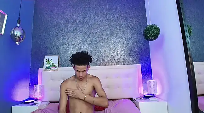 Snapshot of Erick_Zhimerman chatting on March 2025 06:57:02 AM Erick Zhimerman online show from March 2025 06:57:02 AM