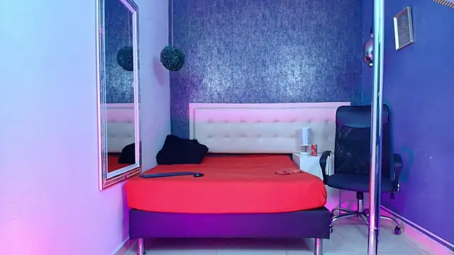 Snapshot of Erick_Zhimerman chatting on October 2025 03:49:01 AM Erick Zhimerman online show from October 2025 03:49:01 AM