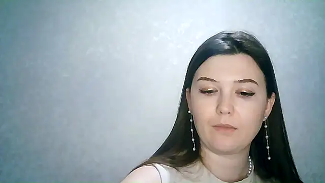 Snapshot of SeductiveTati chatting on January 2025 03:04:02 AM SeductiveTati online show from January 2025 03:04:02 AM