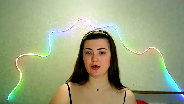 Snapshot of SeductiveTati chatting on November 2025 03:31:01 AM SeductiveTati online show from November 2025 03:31:01 AM