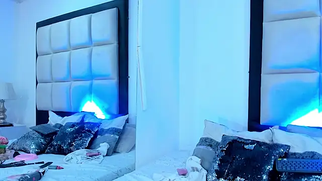 LaurenHu online show from February 2025 05:51:02 AM
