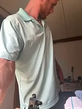 Snapshot of dcockell chatting on September 2025 08:10:01 PM dcockell online show from September 2025 08:10:01 PM