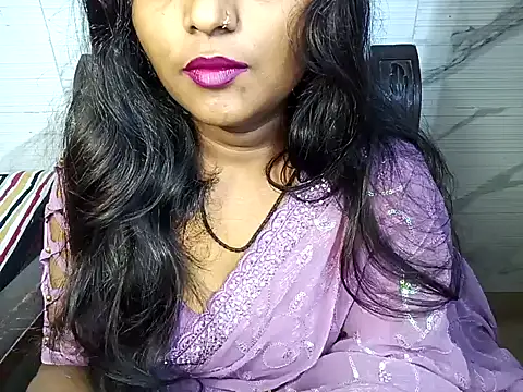 Snapshot of Muktha chatting on January 2025 05:31:01 PM Muktha online show from January 2025 05:31:01 PM