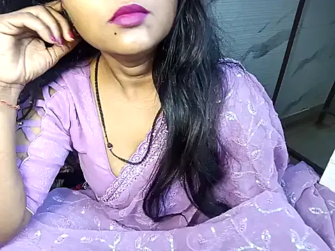 Snapshot of Muktha chatting on January 2025 03:55:01 AM Muktha online show from January 2025 03:55:01 AM