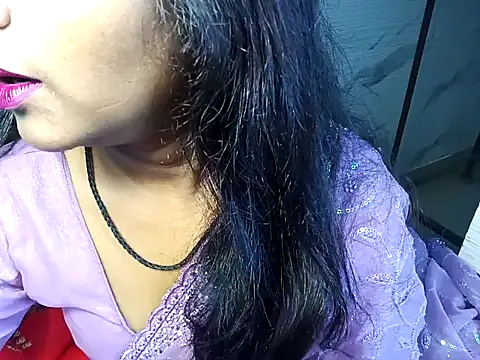 Snapshot of Muktha chatting on January 2025 03:00:02 PM Muktha online show from January 2025 03:00:02 PM