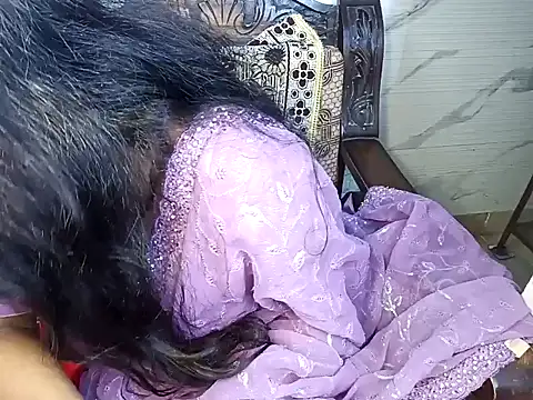 Snapshot of Muktha chatting on January 2025 02:36:01 AM Muktha online show from January 2025 02:36:01 AM