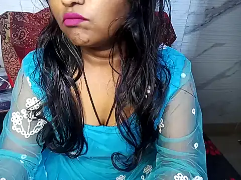 Snapshot of Muktha chatting on January 2025 06:03:01 PM Muktha online show from January 2025 06:03:01 PM