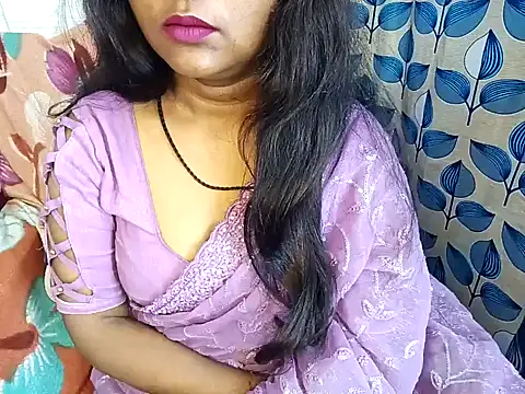 Snapshot of Muktha chatting on February 2025 05:28:02 AM Muktha online show from February 2025 05:28:02 AM