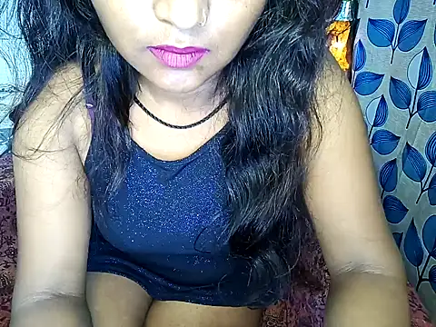 Snapshot of Muktha chatting on February 2025 01:57:01 AM Muktha online show from February 2025 01:57:01 AM