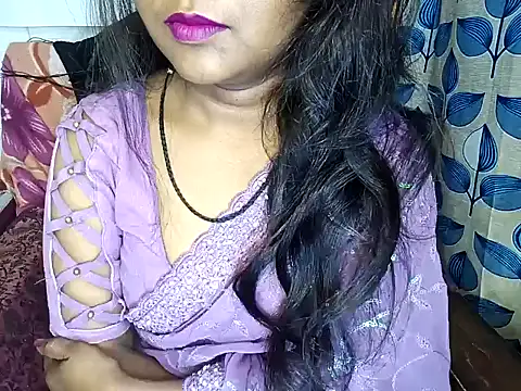 Snapshot of Muktha chatting on February 2025 01:23:02 AM Muktha online show from February 2025 01:23:02 AM