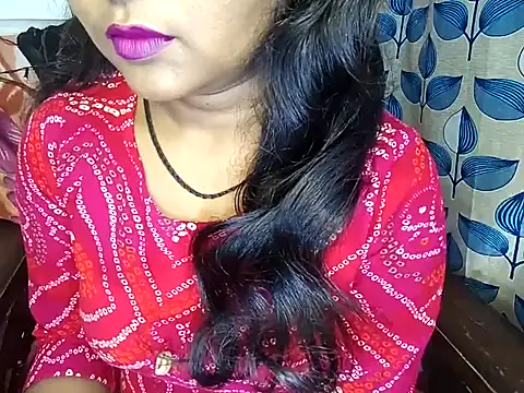 Snapshot of Muktha chatting on February 2025 06:10:02 PM Muktha online show from February 2025 06:10:02 PM