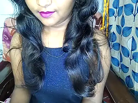 Snapshot of Muktha chatting on February 2025 04:53:01 AM Muktha online show from February 2025 04:53:01 AM