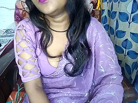Snapshot of Muktha chatting on February 2025 07:58:02 AM Muktha online show from February 2025 07:58:02 AM