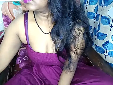 Snapshot of Muktha chatting on February 2025 05:02:02 AM Muktha online show from February 2025 05:02:02 AM