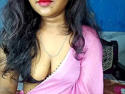 Snapshot of Muktha chatting on September 2025 05:46:01 PM Muktha online show from September 2025 05:46:01 PM