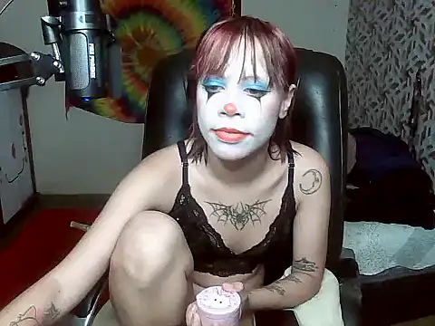 Liv Alt online show from April 2026 06:05:01 PM