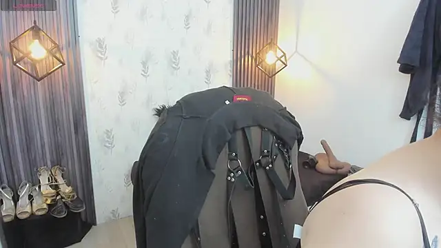 brigittemiller online show from December 2025 04:27:01 PM