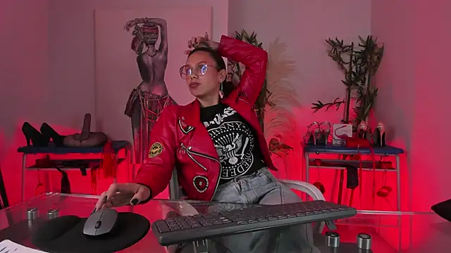 lilith-deveraux online show from February 2025 09:07:02 PM