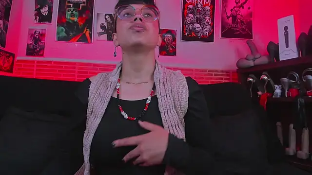 lilith-deveraux online show from October 2025 01:40:02 PM