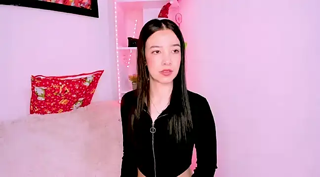 Manuelaa mejiia online show from December 2024 12:45:01 PM