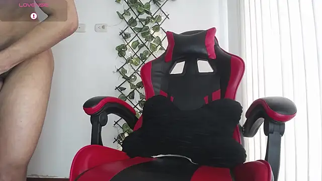 darkviper26 online show from April 2026 05:54:02 PM