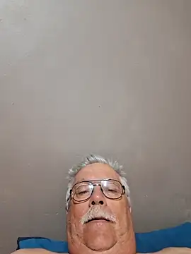 NawtyB1965 online show from October 2025 03:45:02 AM