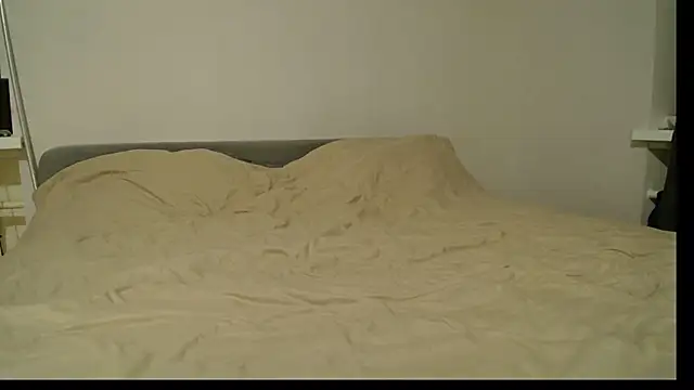 Irma-Bennet online show from March 2026 08:26:02 PM